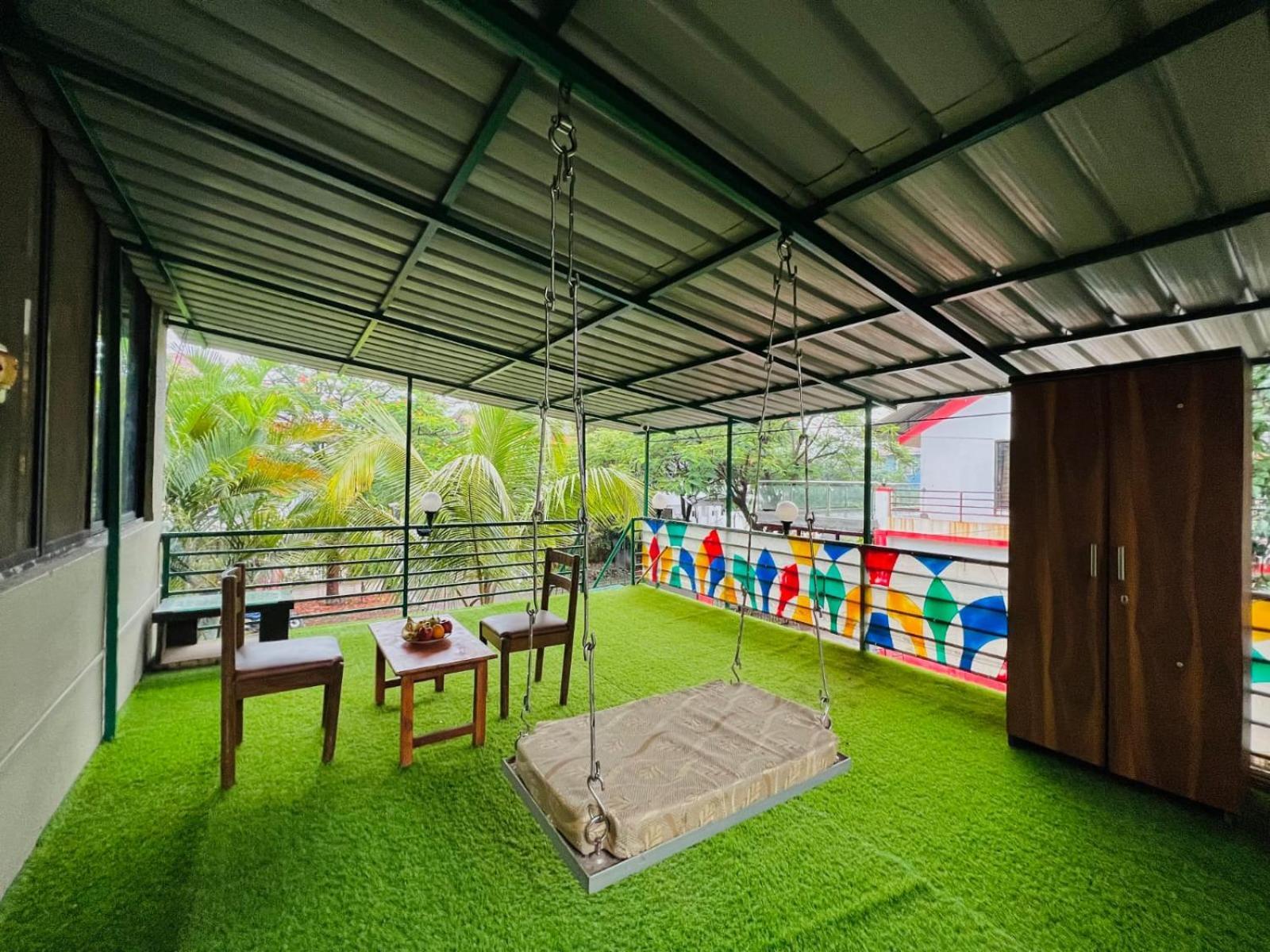 Celebration Villa Lonavala Buitenkant foto